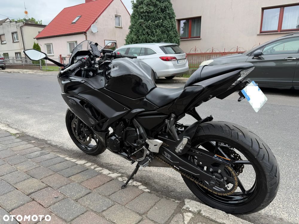Kawasaki Ninja - 12