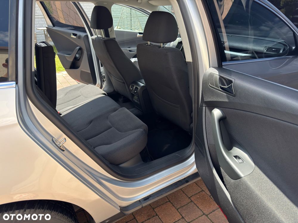 Volkswagen Passat 2.0 TDI 4Mot Highline - 3