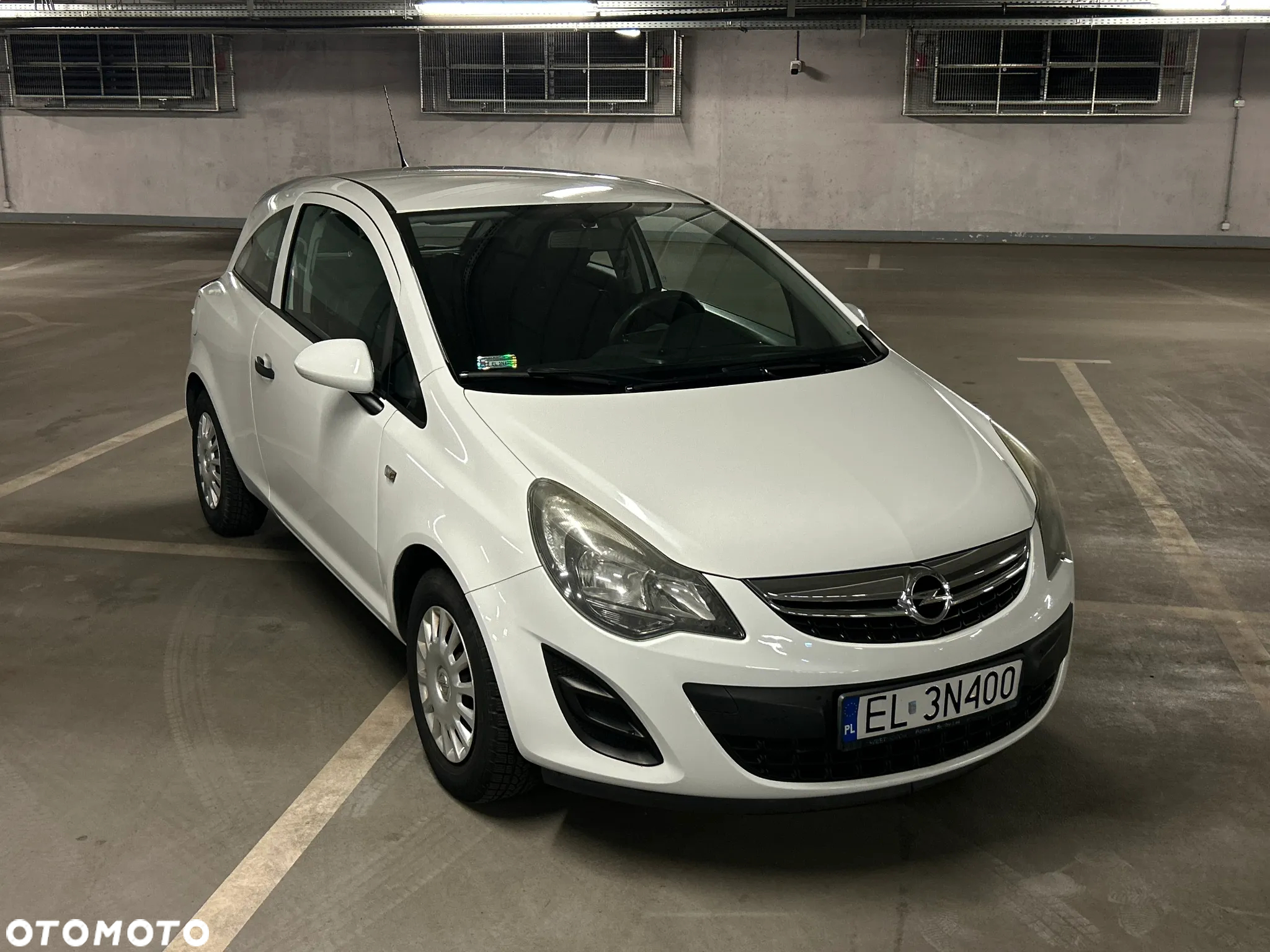 Opel Corsa 1.0 12V Essentia - 5