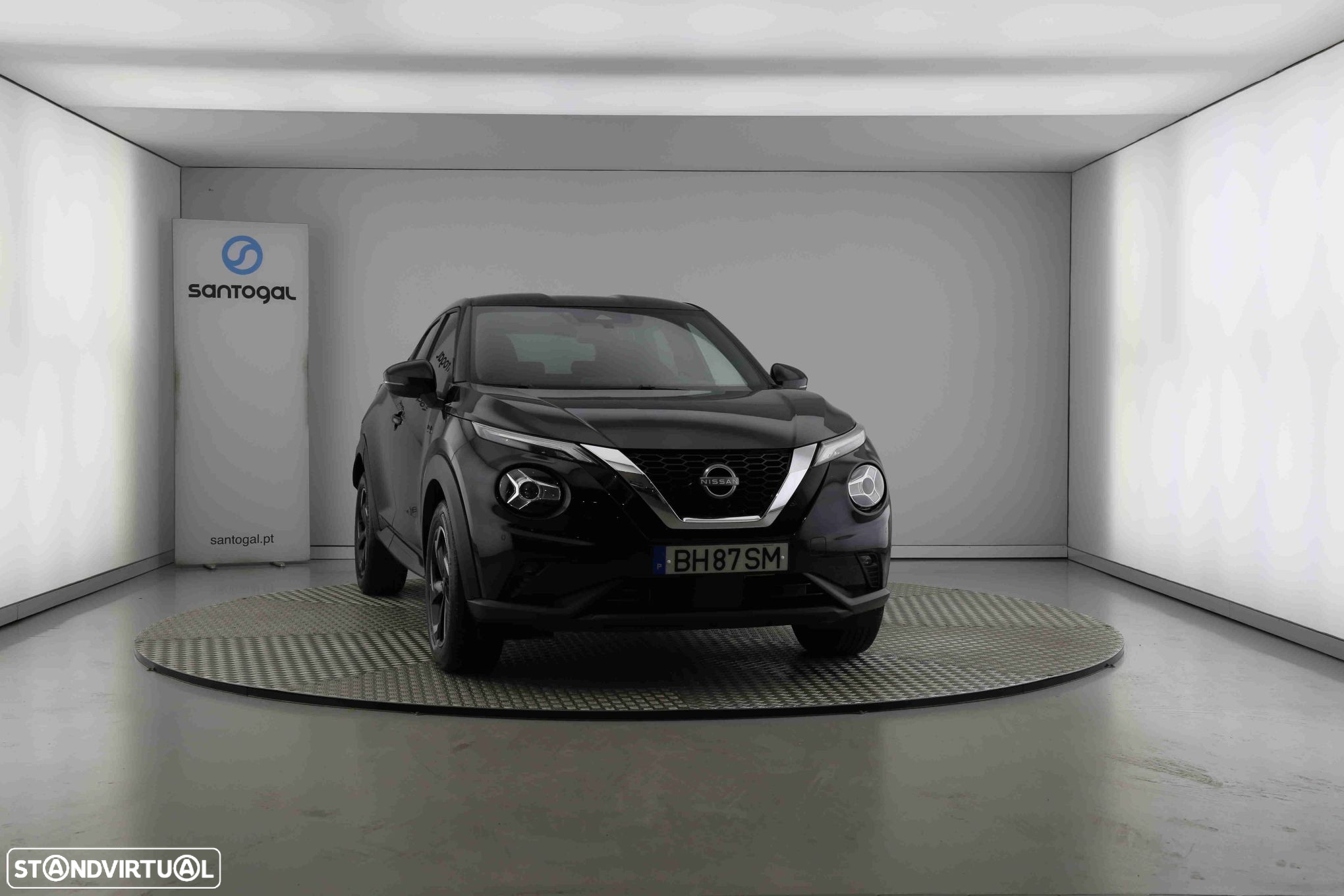 Nissan Juke 1.0 DIG-T N-Connecta - 2