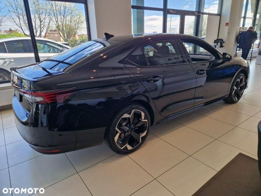 Skoda Superb 2.0 TDI SCR 4x4 Sportline DSG - 5