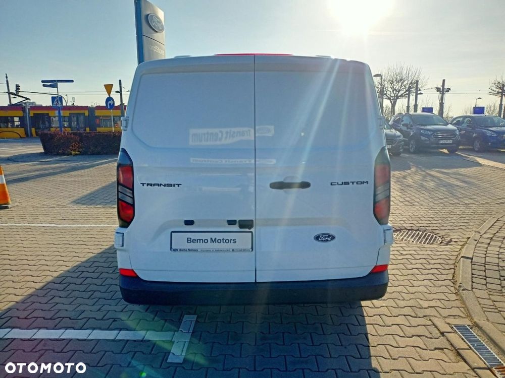 Ford Transit Custom - 7