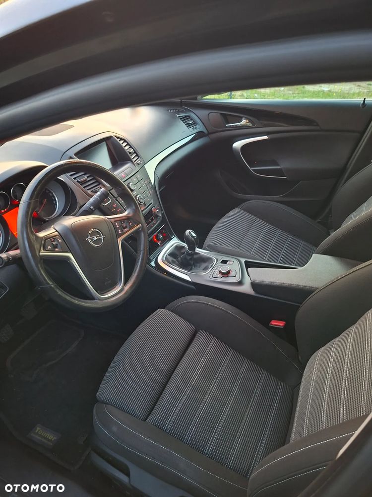 Opel Insignia - 17