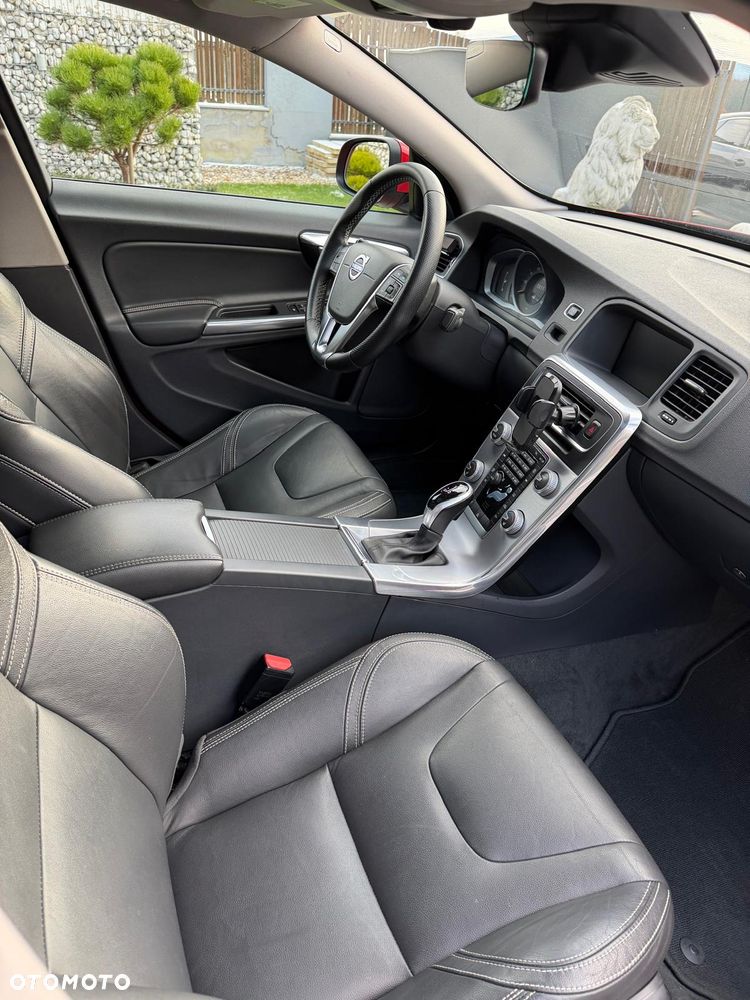 Volvo S60 T5 Geartronic RDesign - 12