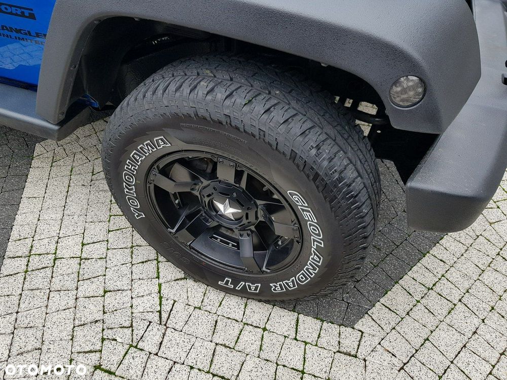Jeep Wrangler - 20