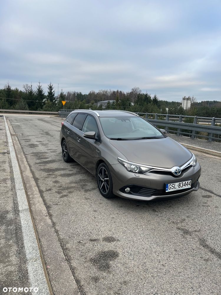 Toyota Auris - 2