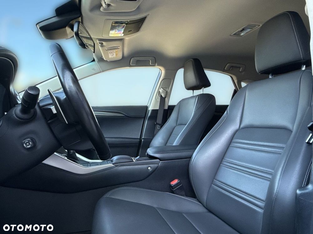 Lexus NX 300h F Impression AWD - 10