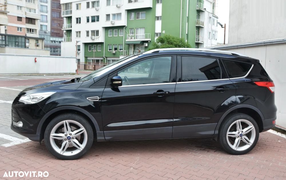 Ford Kuga 2.0 TDCi 4WD Powershift Titanium - 16