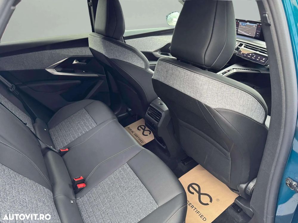 Peugeot 3008 1.2 Hybrid 145 e-DCS6 Allure - 12