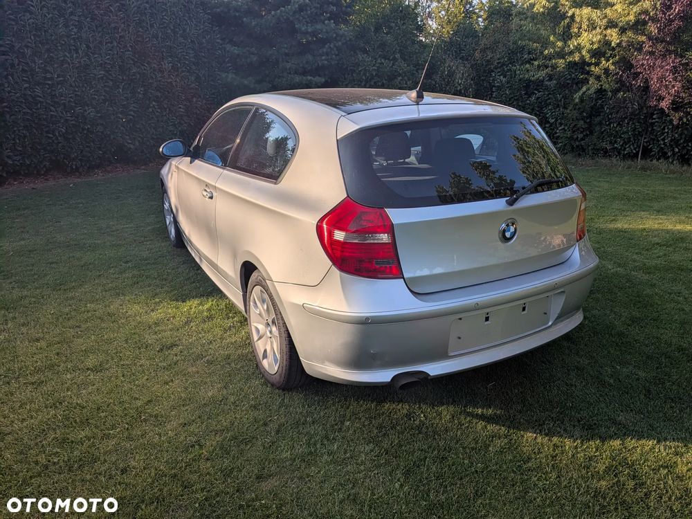 BMW Seria 1 118i - 4