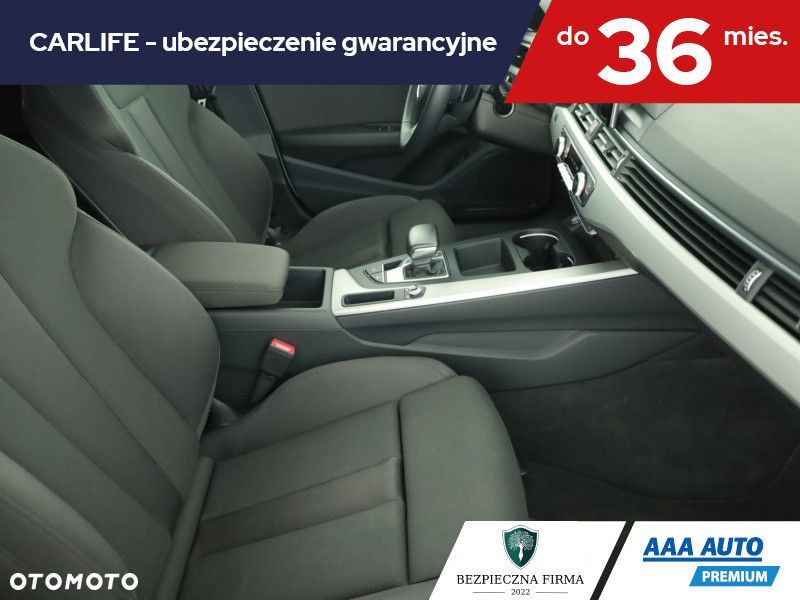 Audi A4 Limousine - 9