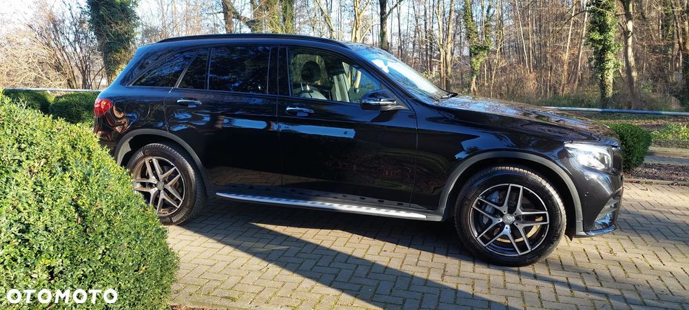 Mercedes-Benz GLC 300 4Matic 9G-TRONIC AMG Line - 7