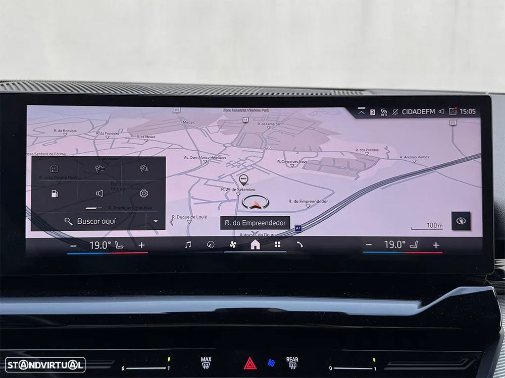 BMW 520 d Pack Desportivo M - 11