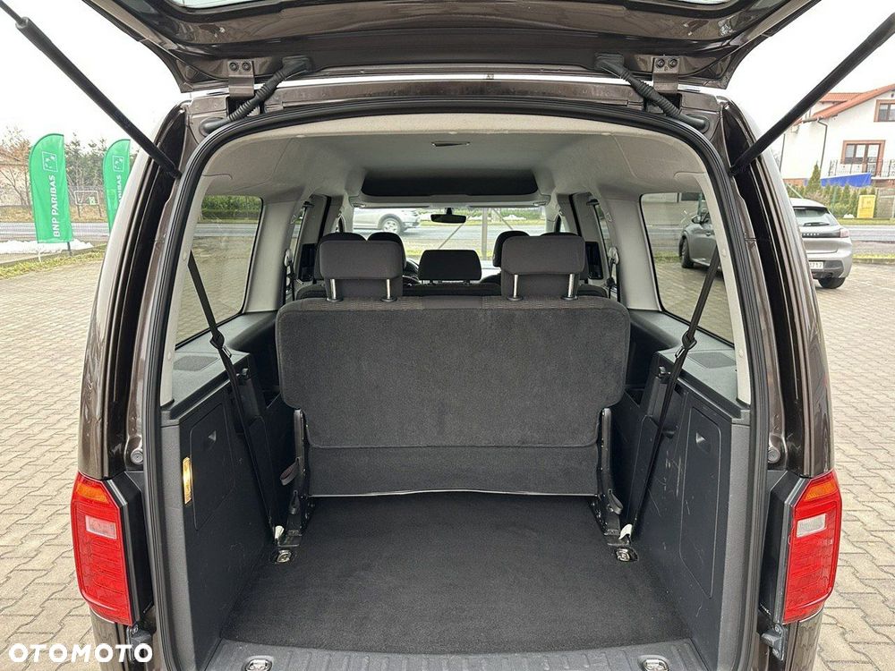 Volkswagen Caddy Maxi 2.0 TDI Comfortline DSG - 10