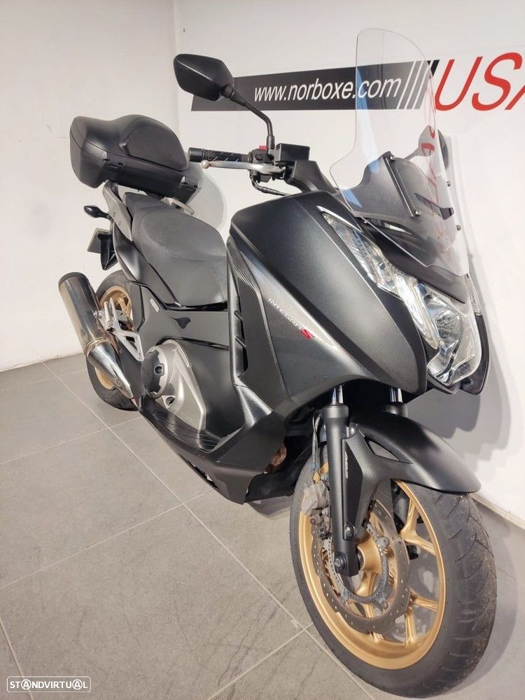 Honda Integra 700 - 3