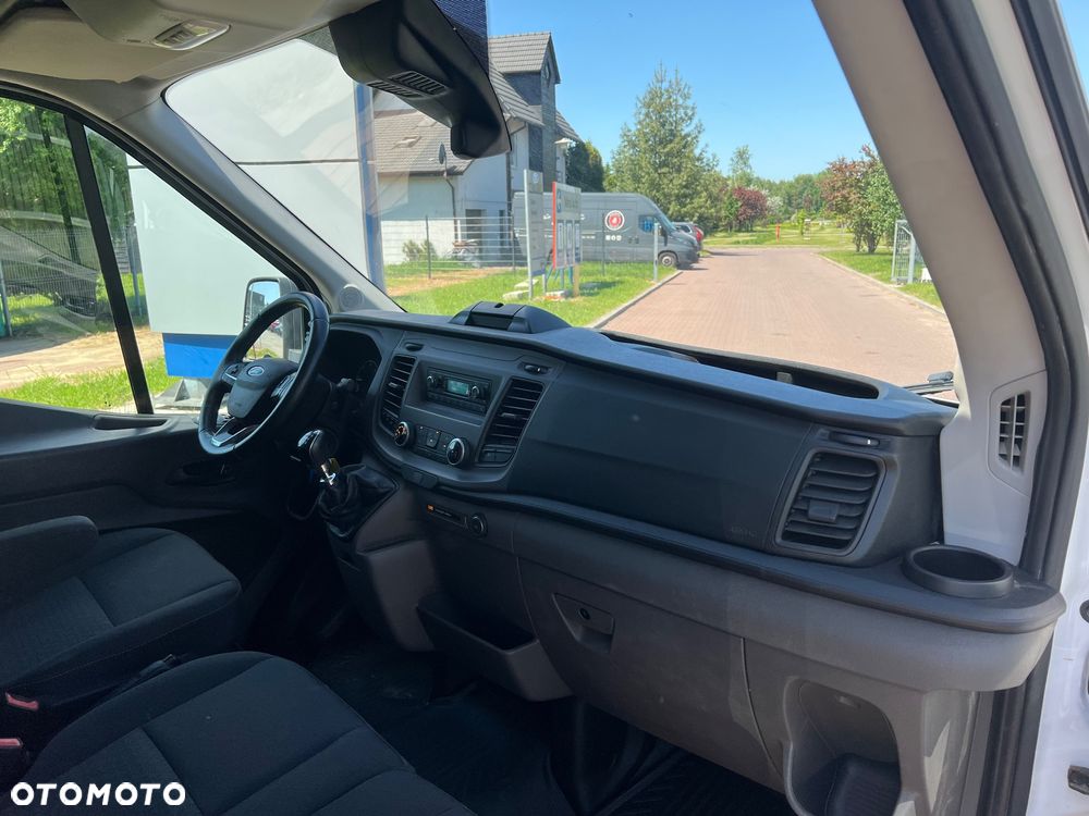 Ford Transit - 31
