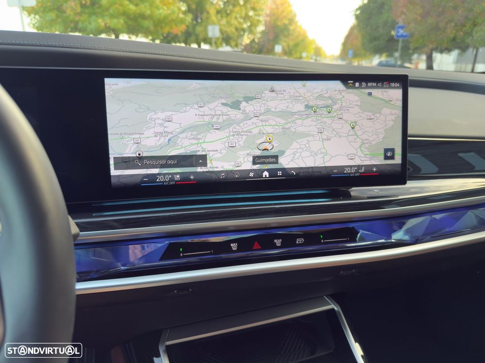 BMW 750 - 18