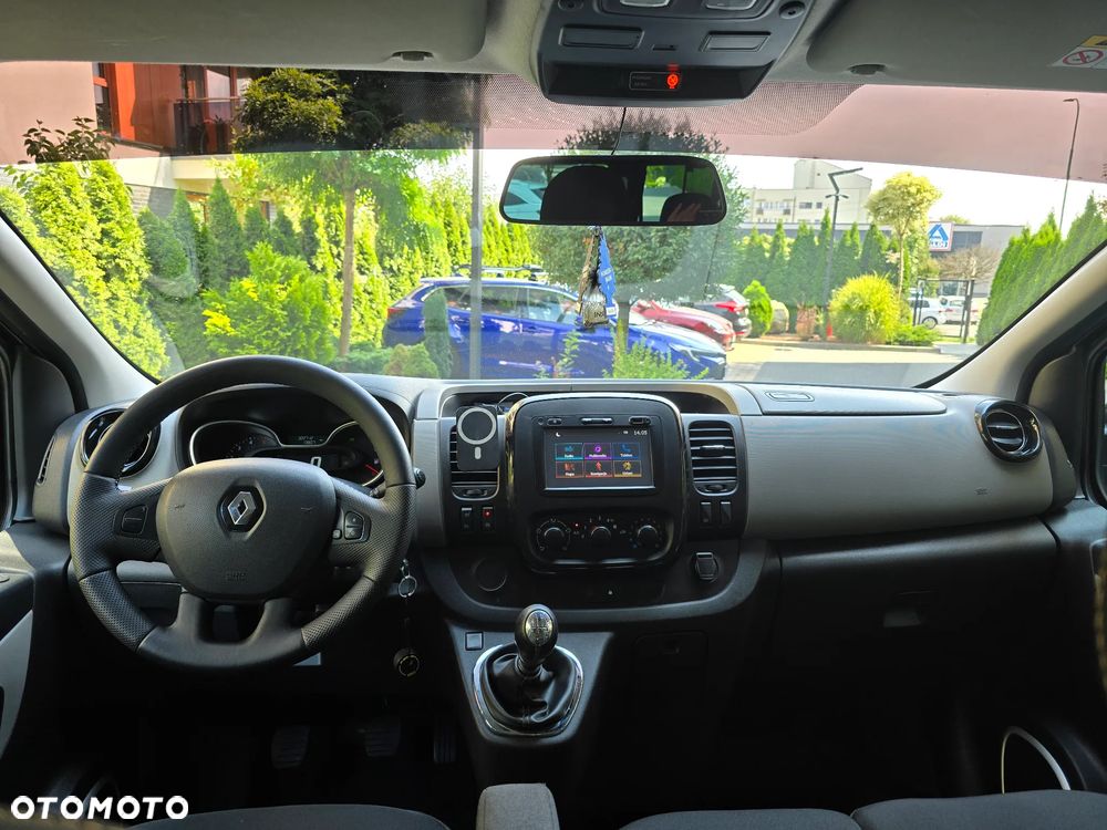 Renault Trafic - 14