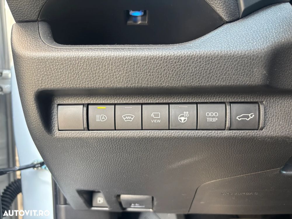 Toyota RAV4 2.5 PHEV VVT-iE 4x4 Style Bi-Tone - 11