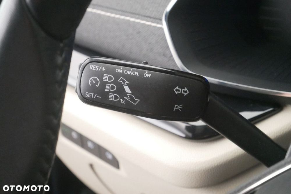 Skoda Octavia 2.0 TDI Style DSG - 23