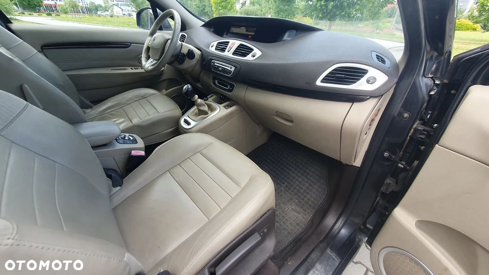 Renault Grand Scenic TCe 130 Dynamique - 8