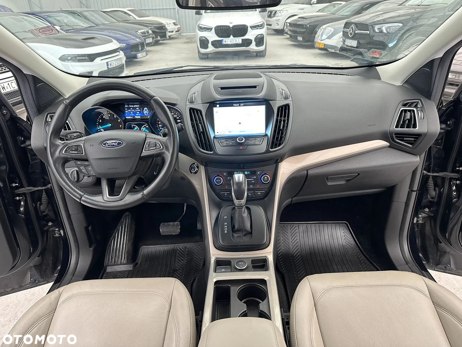 Ford Kuga 1.5 EcoBoost 4WD Titanium Plus - 6