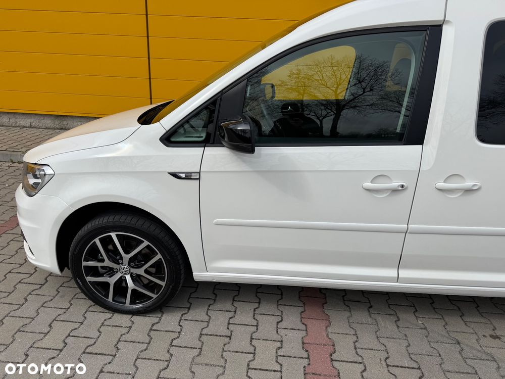 Volkswagen Caddy Maxi 2.0 TDI Comfortline 4Motion - 5