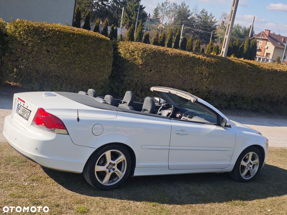 Volvo C70 2.0D Momentum - 29