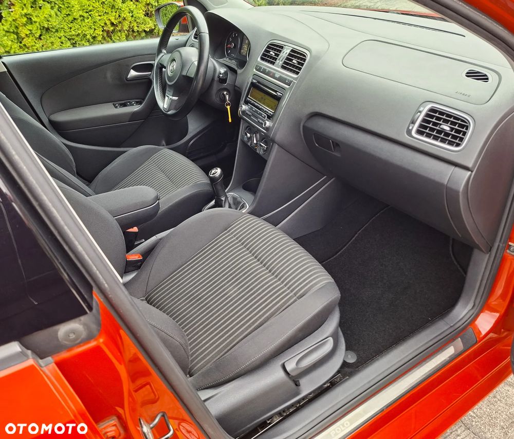 Volkswagen Polo 1.4 16V Highline - 9