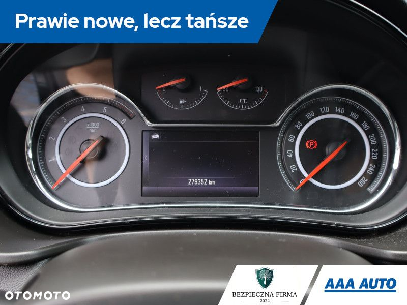 Opel Insignia - 12