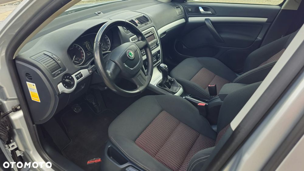 Skoda Octavia 1.6 TDI Ambition - 12