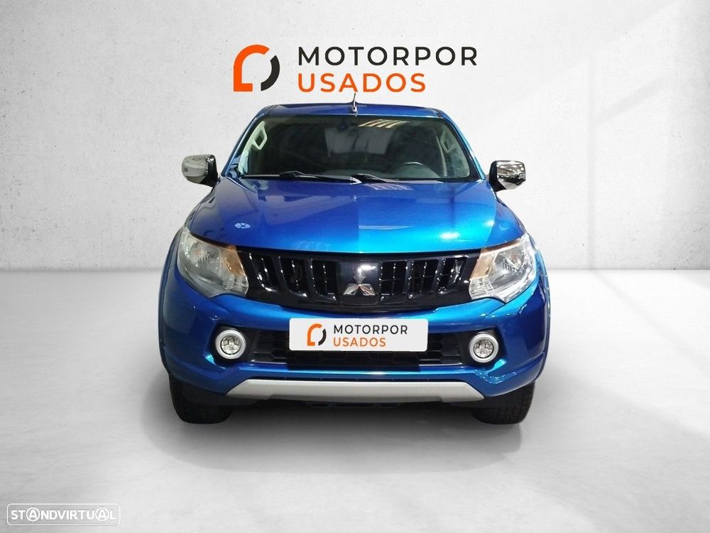 Mitsubishi L200 2.4 DI-D Club Intense Strakar 4WD - 2
