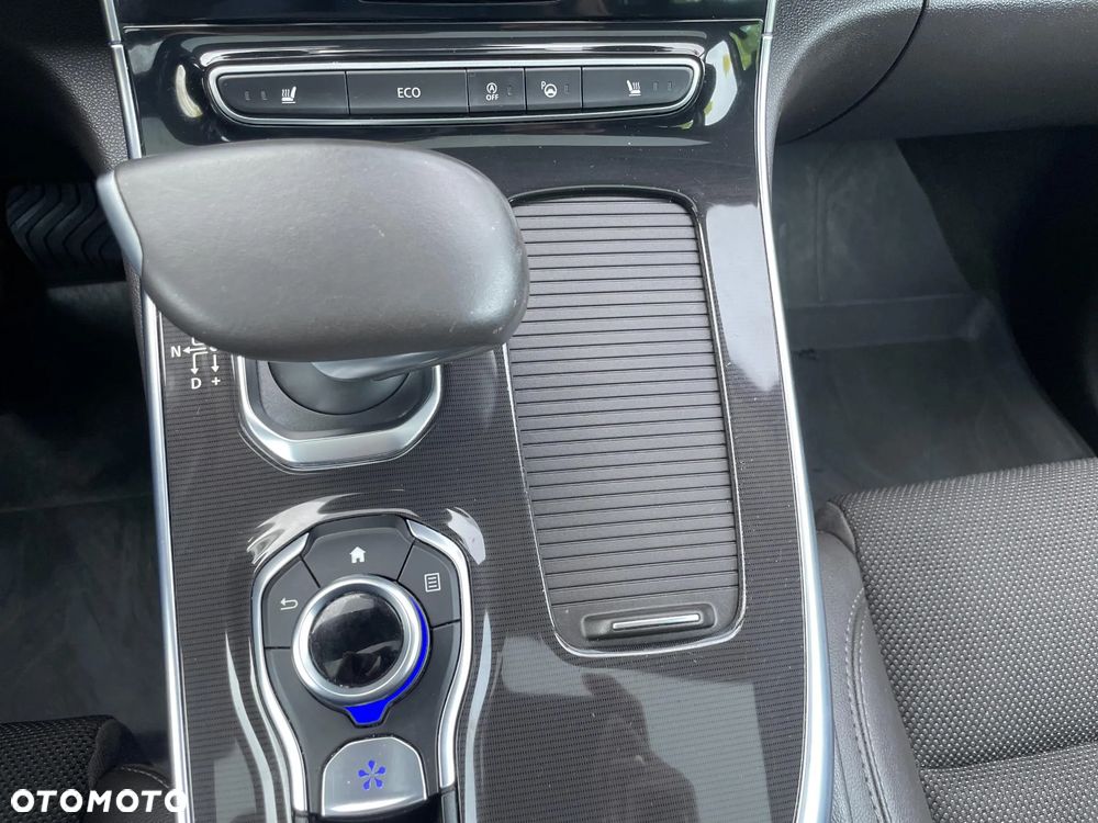 Renault Espace 1.6 TCE Energy SL Techno EDC 7os - 27