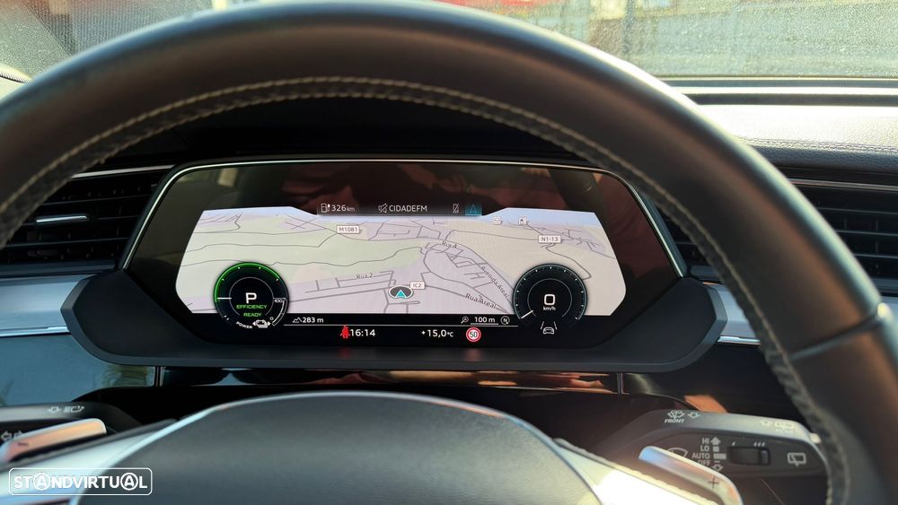 Audi e-tron 55 quattro S line - 31