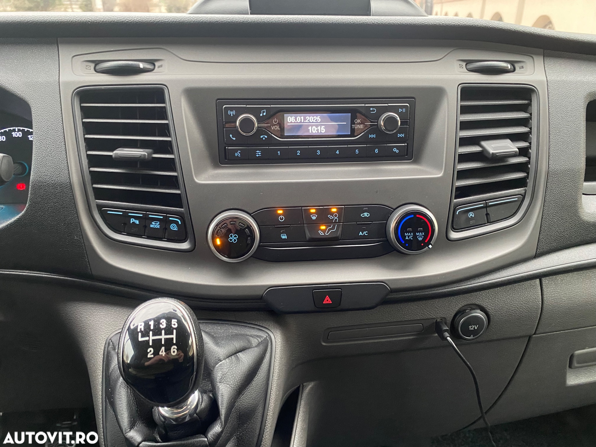 Ford Transit Custom Kombi 320 2.0 EcoBlue 130 CP L2H1 Trend - 12