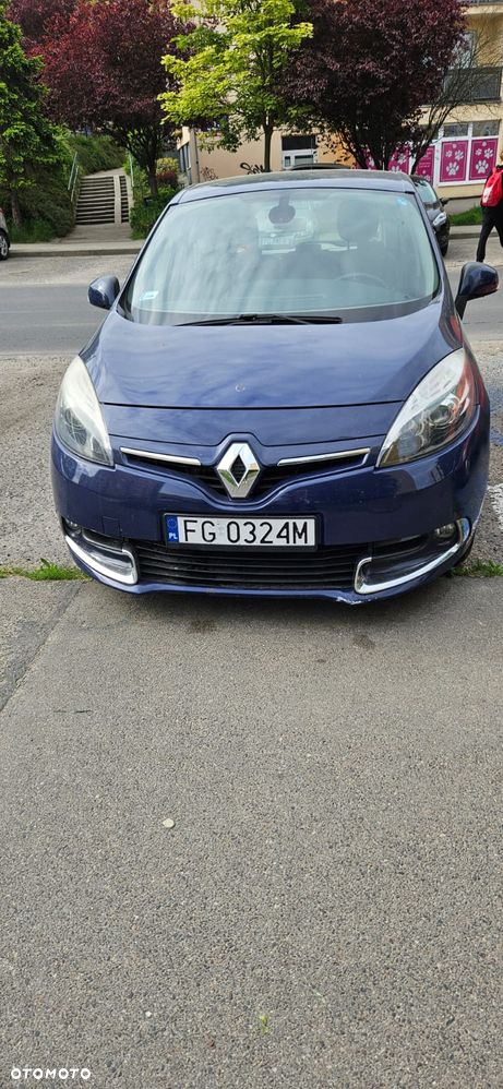Renault Scenic - 1