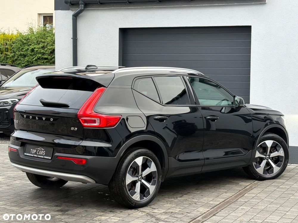 Volvo XC 40 B3 B DKG Plus Bright - 22