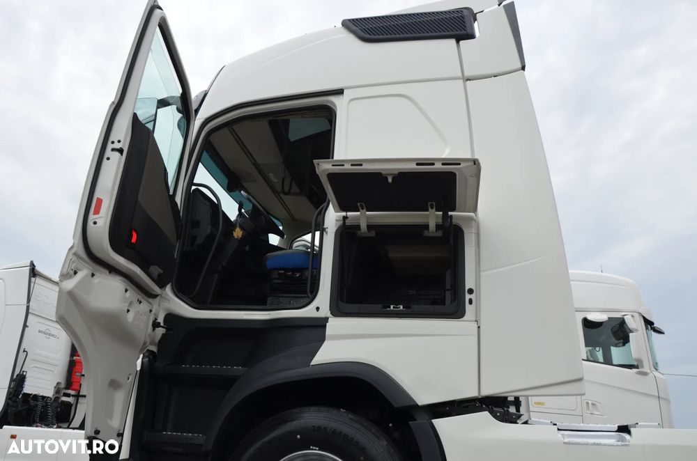 Volvo FH 500 NEW / 2022r / EURO 6 / KAMERA / ACC / PÓŁSKÓRY / LED / KLIMA P. / DE / 9347 - 15