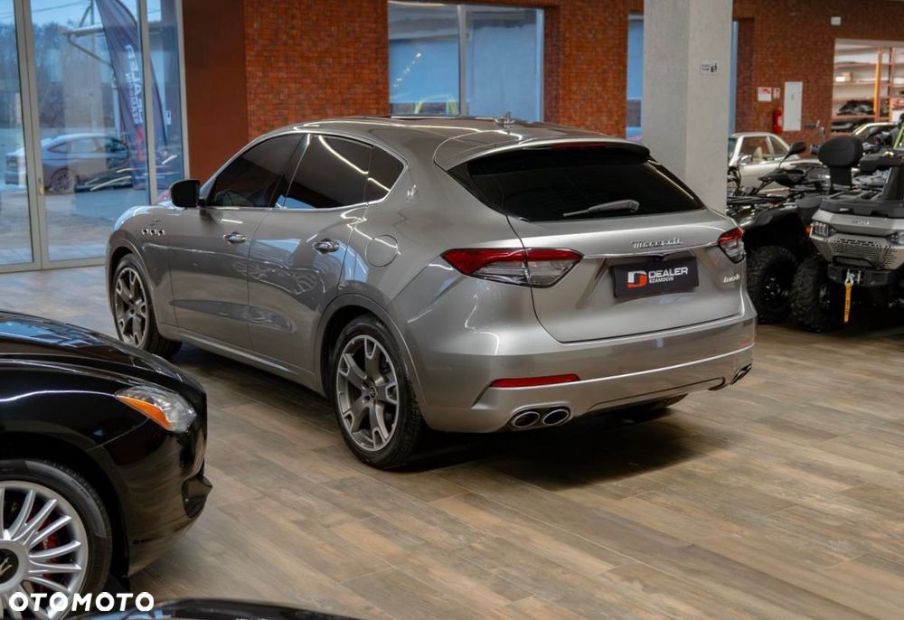 Maserati Levante - 4