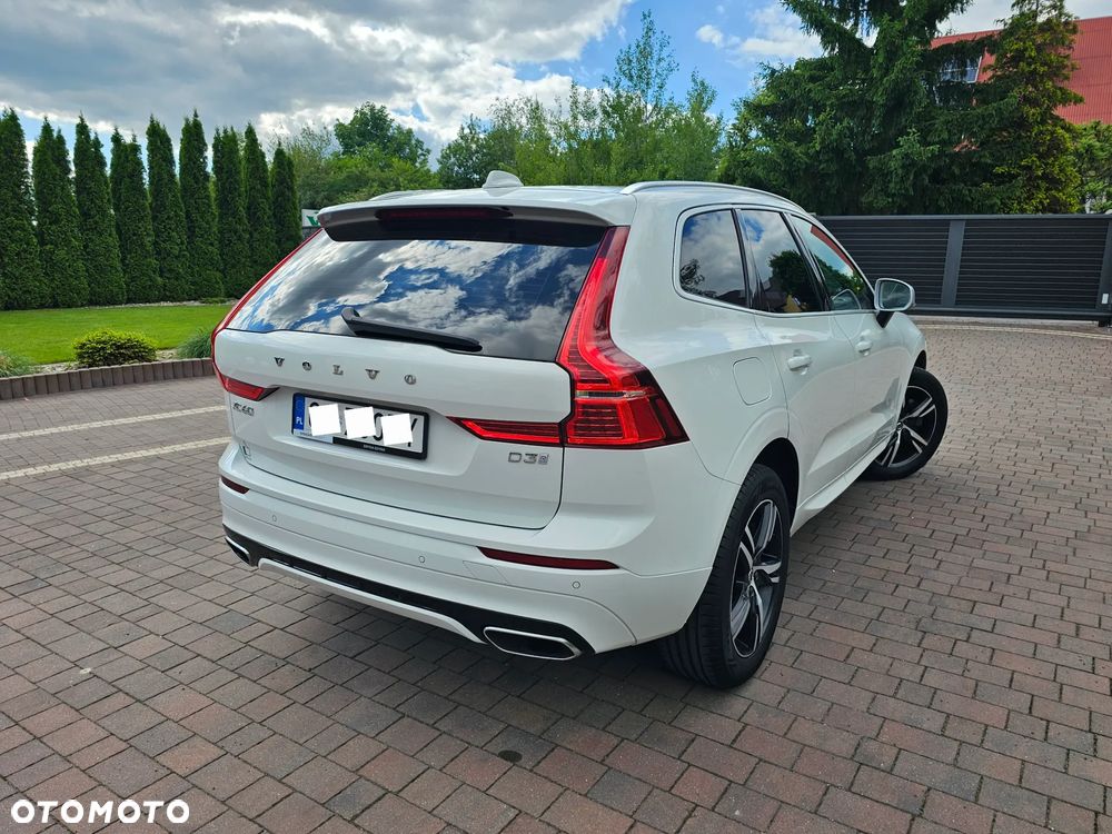 Volvo XC 60 D3 R-Design - 4