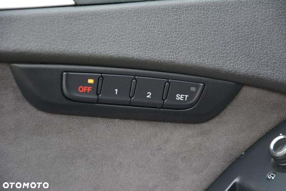 Audi A4 Limousine 1.8 TFSI S line Sportpaket (plus) - 31