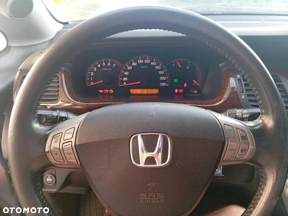 Honda FR-V - 1