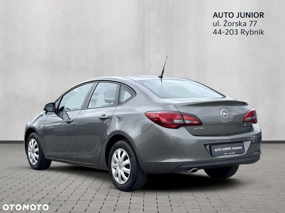 Opel Astra 1.4 T EU6 - 3