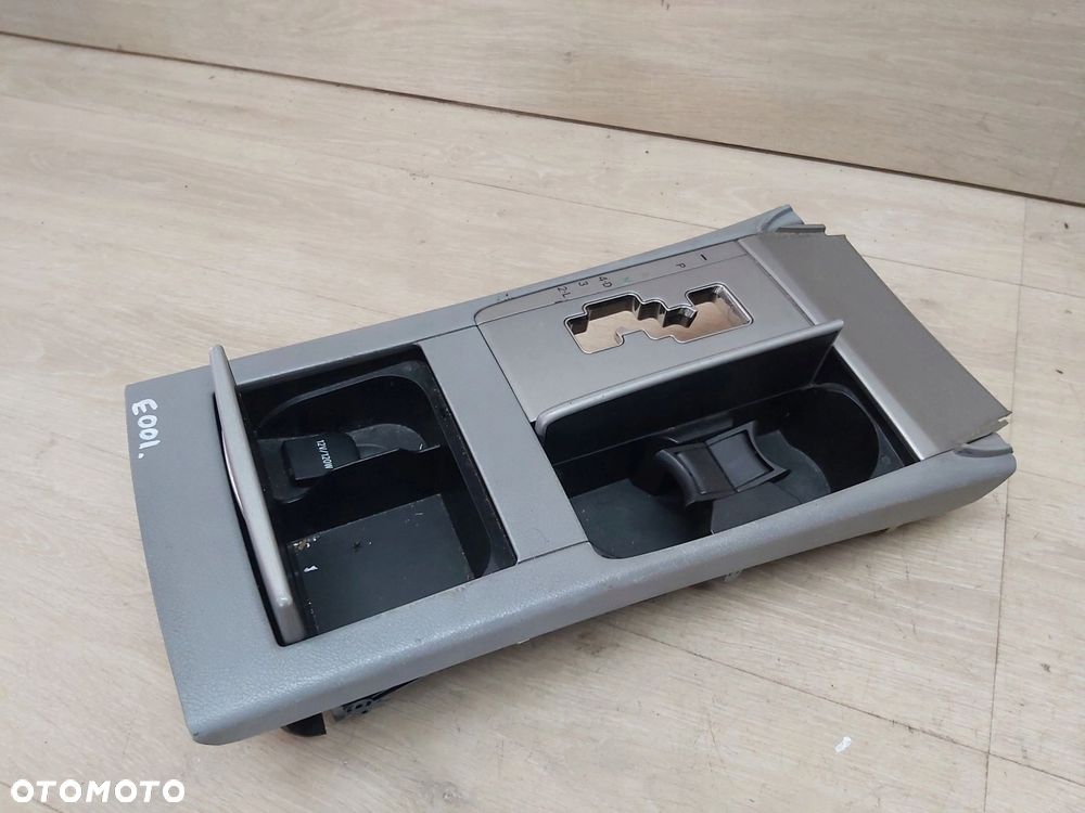 TOYOTA Camry VI XV40 ramka biegów schowek tunel środkowy 06-11r - 3