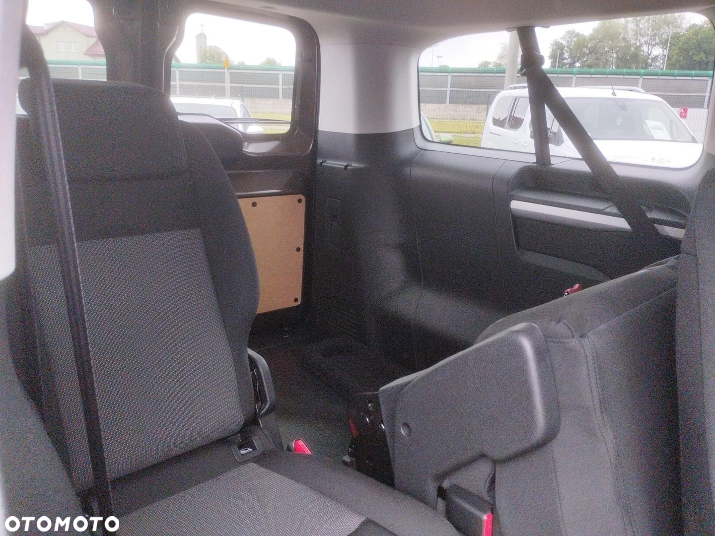 Toyota Proace Verso 2.0 D4-D Long Business - 11