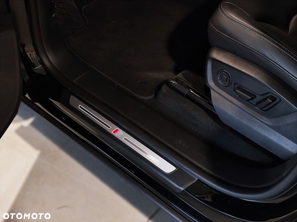 Audi Q8 - 19