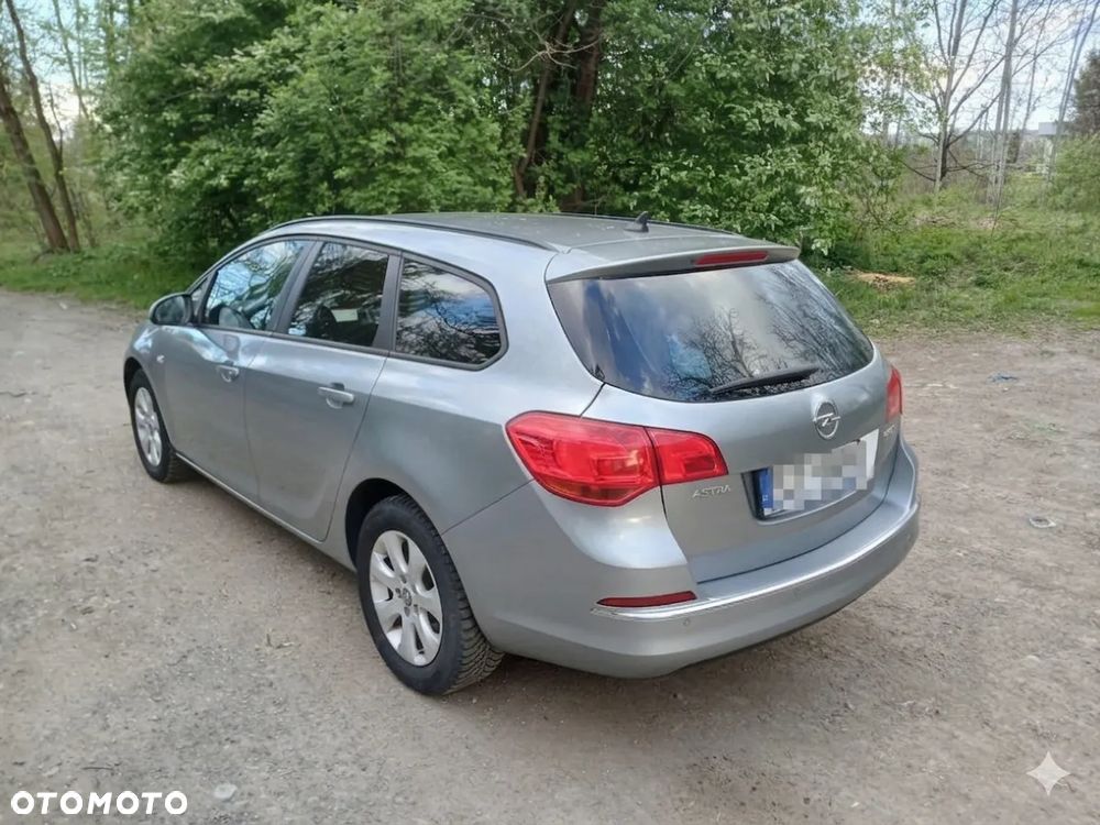 Opel Astra - 4