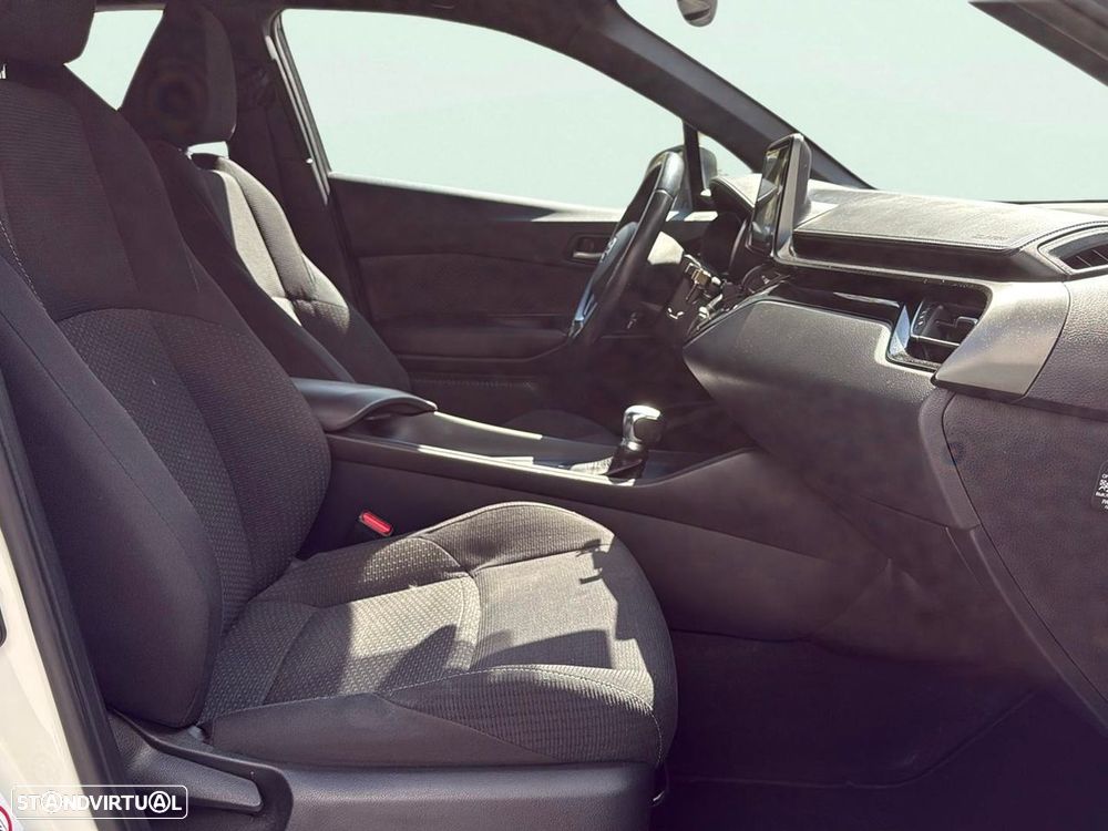 Toyota C-HR 1.8 Hybrid Comfort - 14