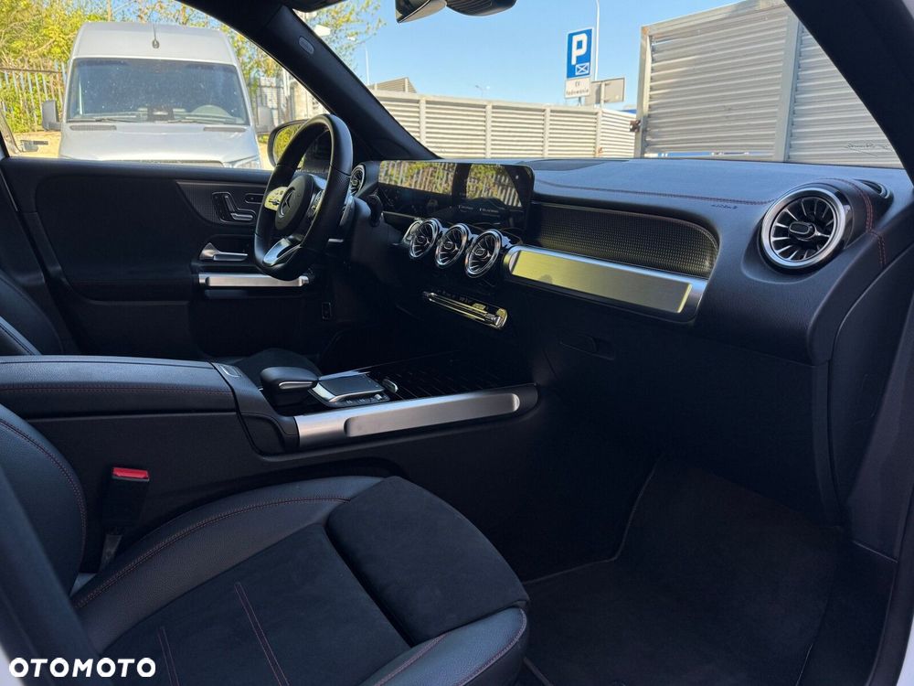 Mercedes-Benz EQB 300 66.5kWh 4-Matic AMG Line 7os - 23