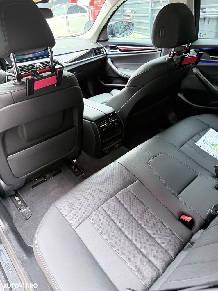 BMW Seria 5 520d AT - 8